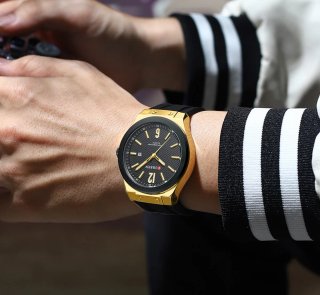 Reloj Curren Hombre Negro y Dorado