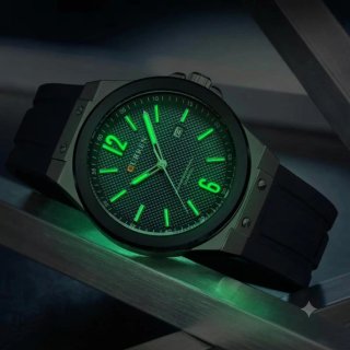 Reloj Curren Hombre Negro y Dorado
