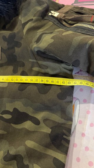Parka militar Pimkie con pelo y borreguito XL