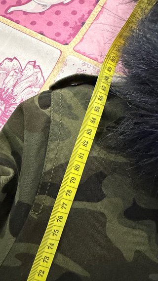 Parka militar Pimkie con pelo y borreguito XL