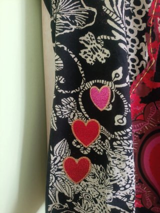 Camiseta Desigual Estampada Corazones