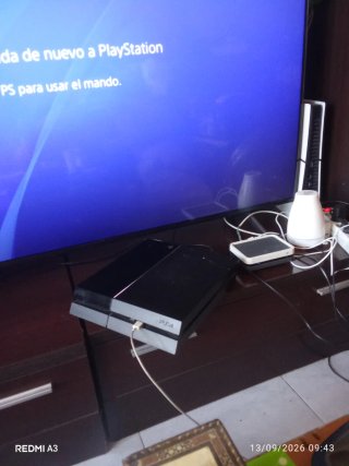 PS4 (PlayStation 4) Sony Negra