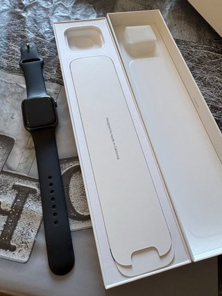 Apple Watch SE 40mm Space Gray