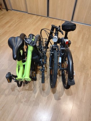 Bicicleta plegable B'TWIN Tilt 500 Azul.