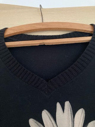 Maglia Desigual con margherita e cuore