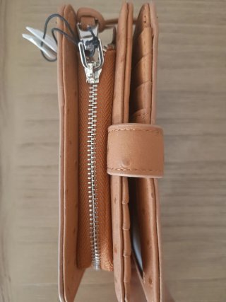 Cartera Parfois efecto piel de avestruz