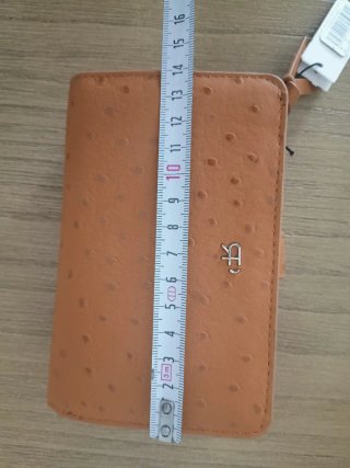 Cartera Parfois efecto piel de avestruz