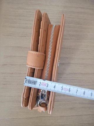 Cartera Parfois efecto piel de avestruz