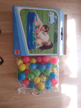Juego de bolas de colores infantil