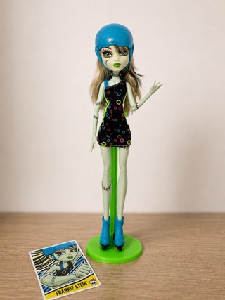Monster High Frankie Patinaje Edición