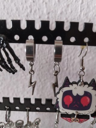 Pendientes de plata con forma de rayo