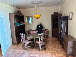 Casa de muñecas con MUCHOS MUEBLES Y ACCESORIOS