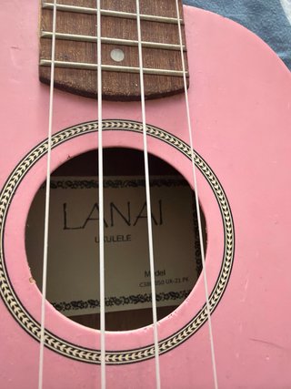 Ukelele rosa