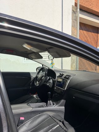Toyota Avensis 2010