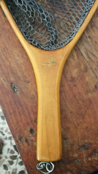 Sacadora/Red de pesca madera y malla negra