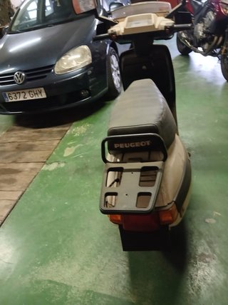 Peugeot SC 75 Scooter Blanca