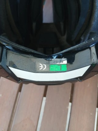 Kask Elemento Negro Brillo Talla L