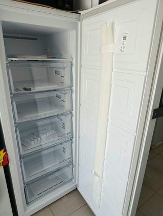 CONGELADOR VERTICAL NO FROST BEKO