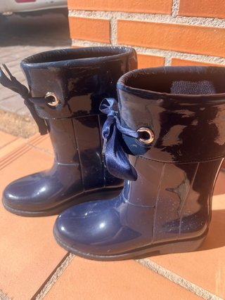 Botas agua niña lazo azul talla 37