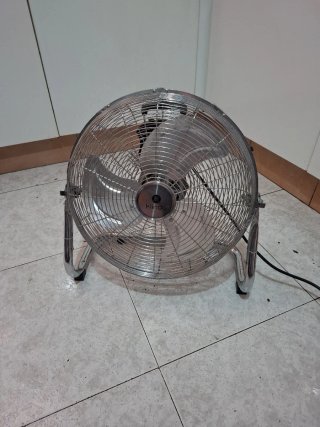 Ventilador Klindo Industrial Plata.90 w.