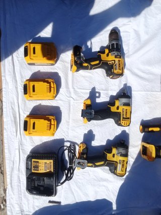 Dewalt Taladro Percutor y Amoladora