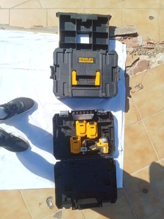 Dewalt Taladro Percutor y Amoladora