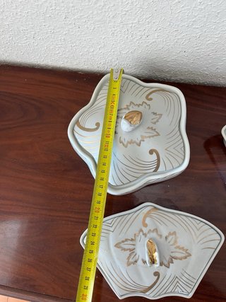 Set 4 Cuencos Cerámica con Tapa Dorada