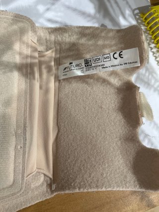 FUTURO Muñequera Metacarpiana Reversible 3M