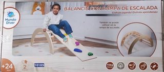 Arco Montessori y Rampa Escalada