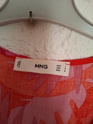 Vestido largo floral Mango