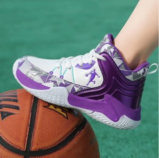 Zapatillas Baloncesto Morado y Blanco