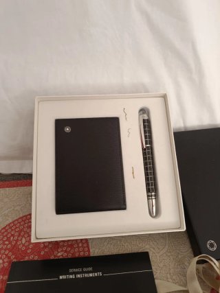 Conjunto Montblanc Bolígrafo y Libreta