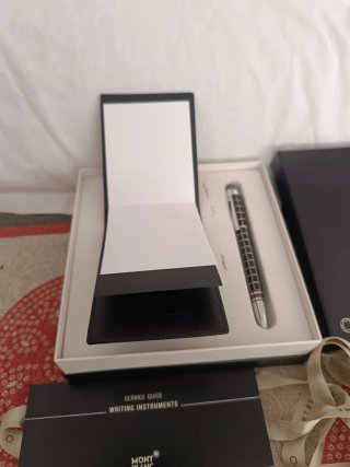 Conjunto Montblanc Bolígrafo y Libreta
