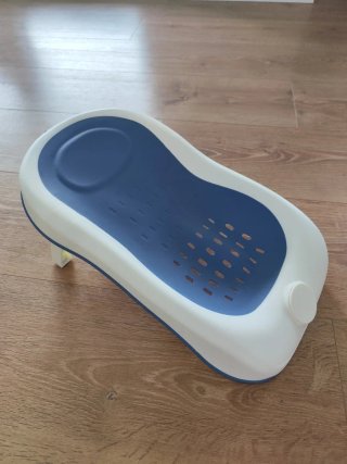 Soporte bañera bebé azul y blanco