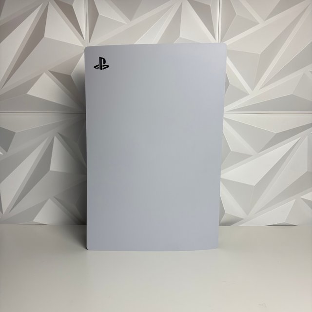 PlayStation 5 825GB | 2 Controller | Come Nuovo