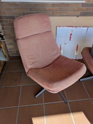 Conjunto Vintage LUNNA Ikea butaca y reposapiés