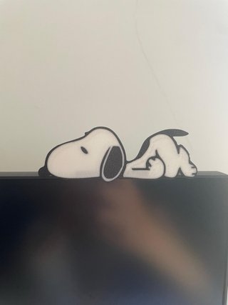 Decoración Snoopy para monitor. 2 figuras.