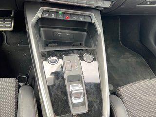 Audi A3 40TFSI-e 204cv Genuine edition S-Tronic