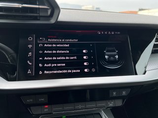 Audi A3 40TFSI-e 204cv Genuine edition S-Tronic