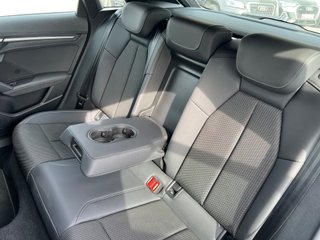 Audi A3 40TFSI-e 204cv Genuine edition S-Tronic