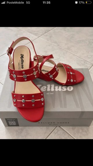 Sandali Melluso tacco rosso con borchie