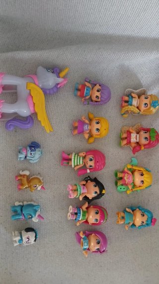Lote Figuras Muñecas Pin y Pon Accesorios