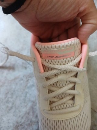 Zapatillas Skechers Beige y Rosa Talla 37
