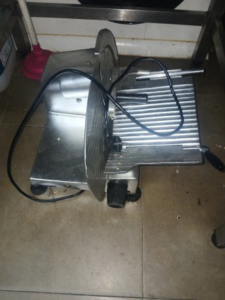 Cortadora de fiambre profesional