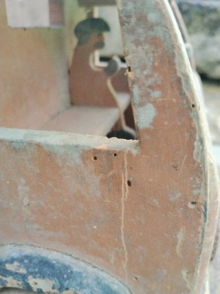Camión de juguete antiguo de madera