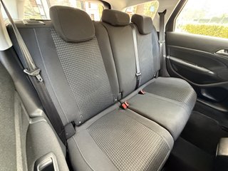 Peugeot 308 2021