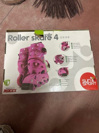 Pattini in linea rosa, protezioni incluse