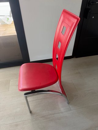 Sillas comedor Negras y Rojas