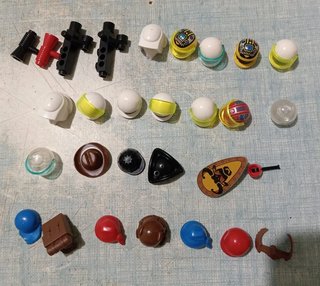 Lotto 24 Personaggi Lego