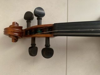 Violín 3/4 con funda y arco